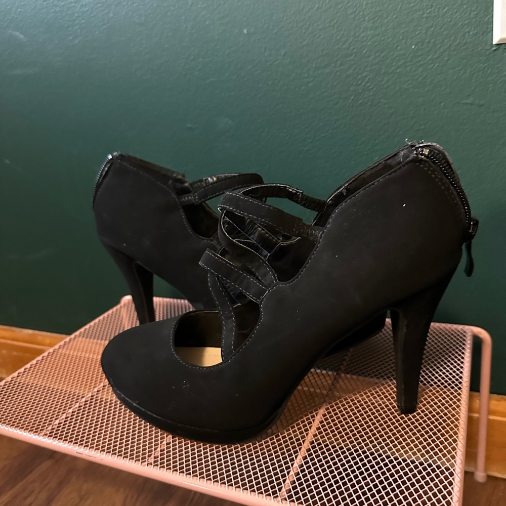 Women's high heels